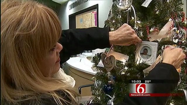 Tulsa Christmas Tree Helps Families Honor Loved Ones Lost To Violence