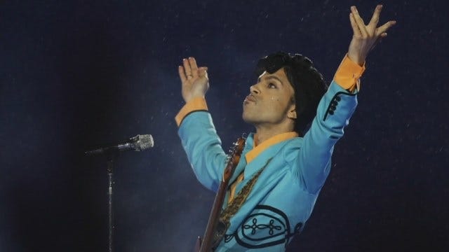 Tulsa Fans Mourn Loss Of Music Icon, Prince