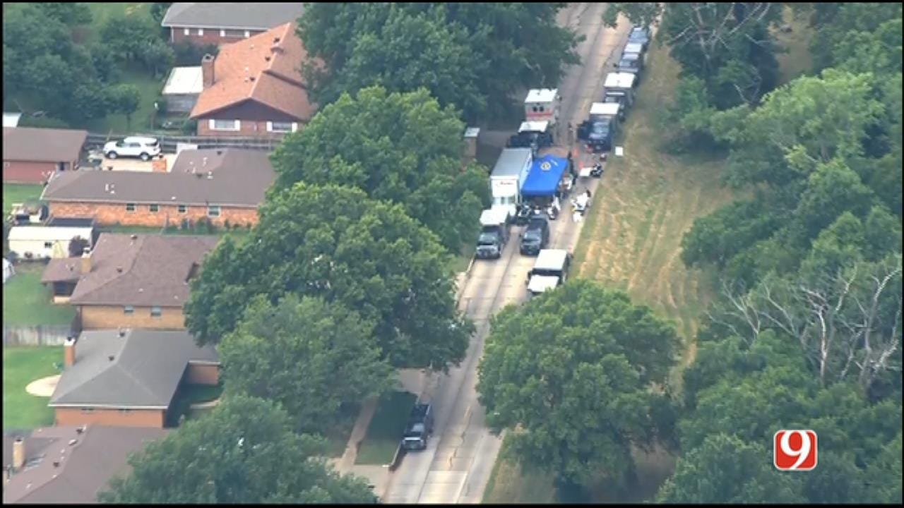 WEB EXTRA: SkyNews 9 Flies Over Warrant Search In Ponca City