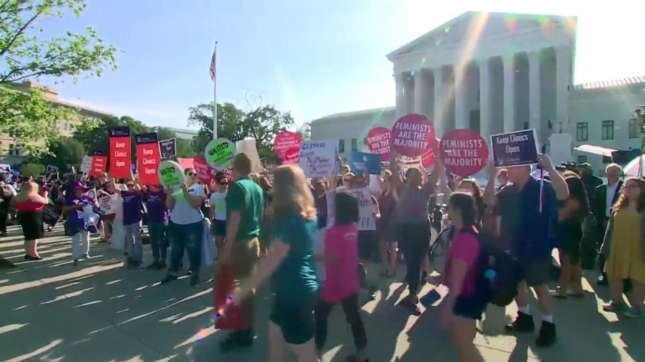 Roe v. Wade Might Not Matter After Supreme Court Decides This Case