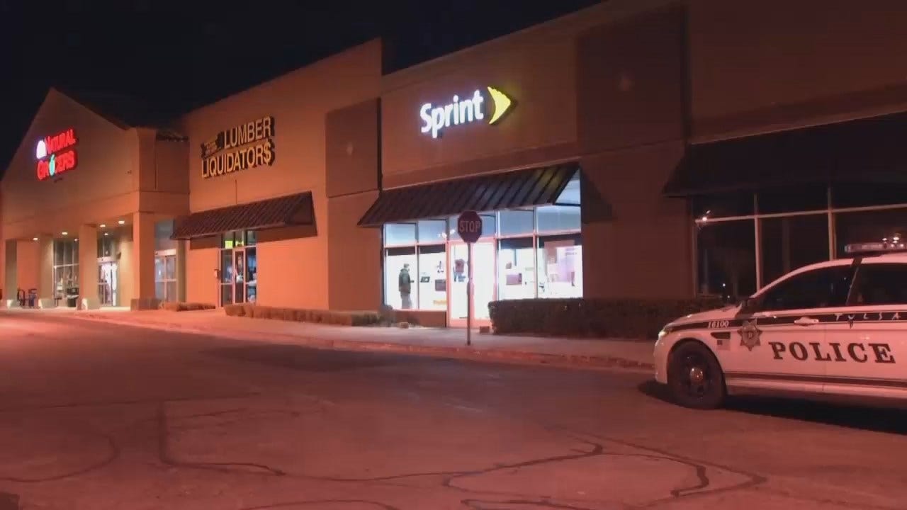WEB EXTRA: Video From Scene Of Tulsa Sprint Store Burglary