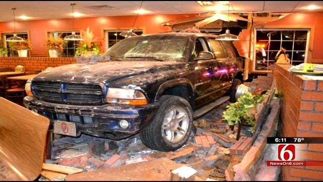 Coweta Restaurant Reopens Dining Area After SUV Drove Through