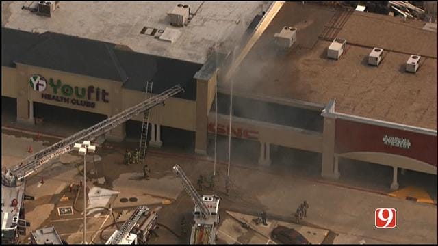 Crews Respond To Commercial Fire In NW OKC