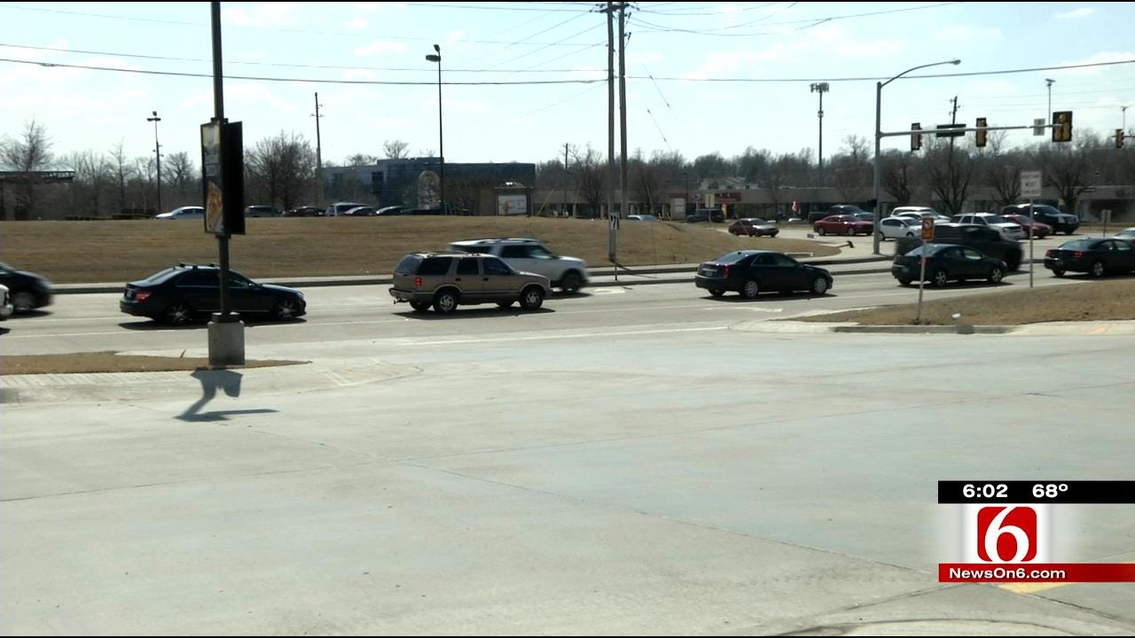 Tulsa Police Warn Against 'Good Samaritan' Crashes