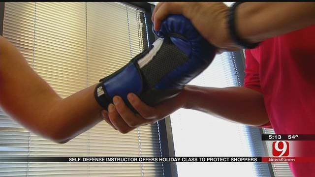 Clinic Offers Free Self-Defense Class In Time For Holiday Shopping