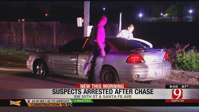 OKC Police Chase Suspects After Seeing Motorcycle In Car's Trunk