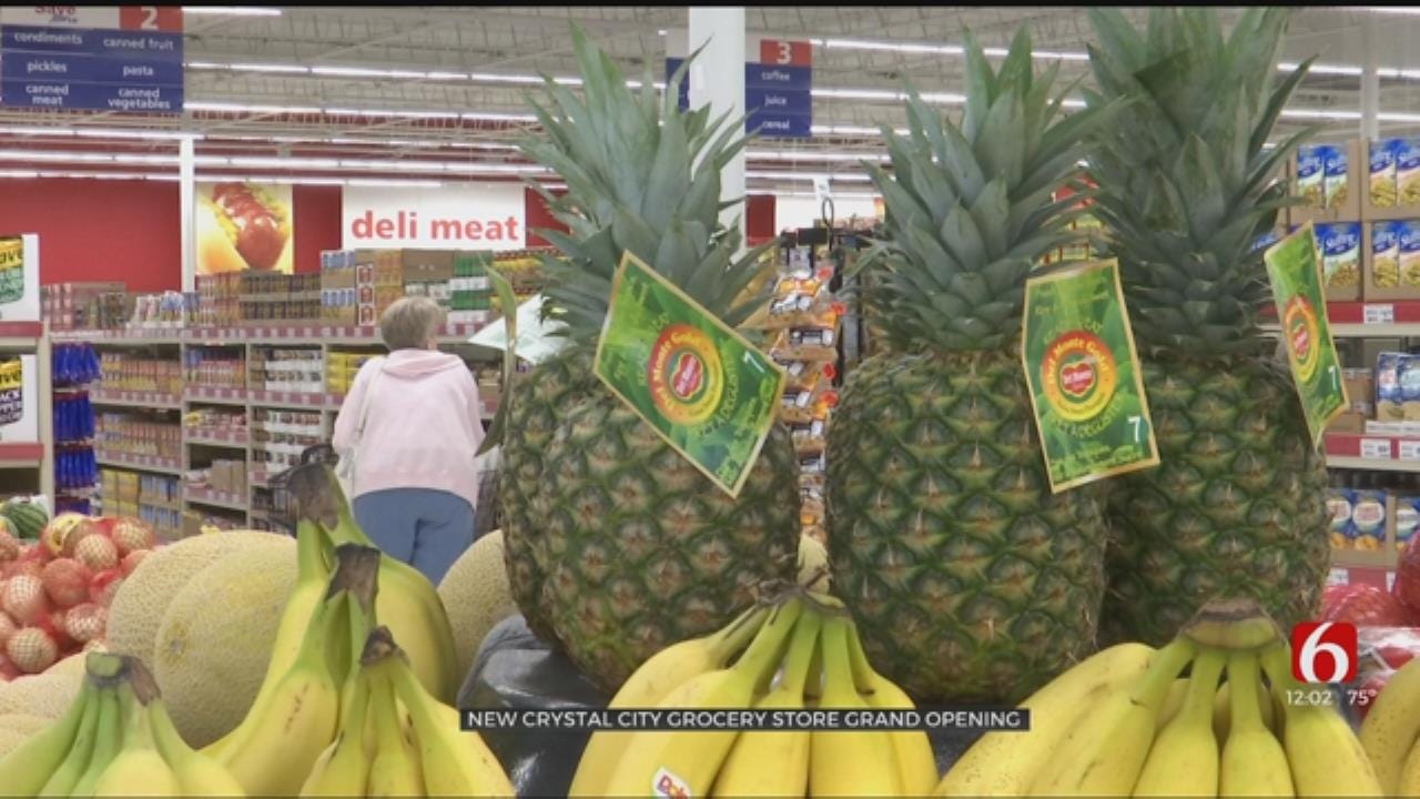 New Tulsa Grocery Store Opens In Crystal City Shopping Center