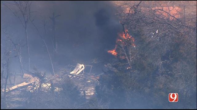 WEB EXTRA: Bob Mills SkyNews 9 HD Flies Over Grass Fire Near Bethel Acres