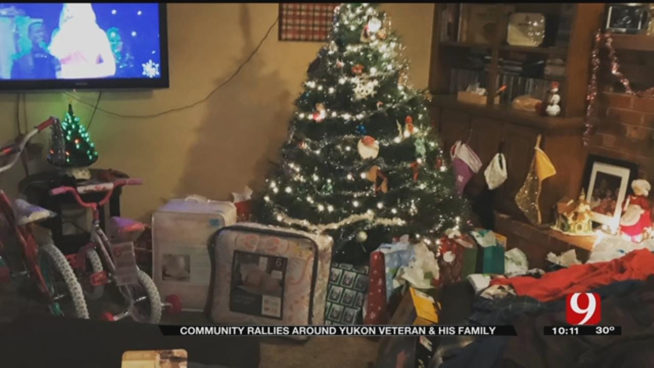 Volunteers Help Make Veteran's Family's Christmas
