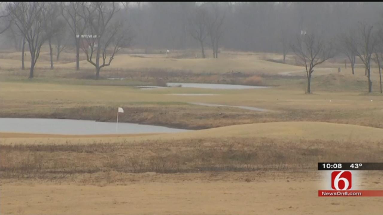 Sapulpa Residents Protest Plan To Turn Golf Course Into Dirt Pit