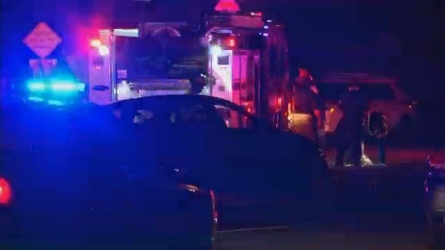 WEB EXTRA: Tulsa Police On Multi-Vehicle Wreck On 71st Street