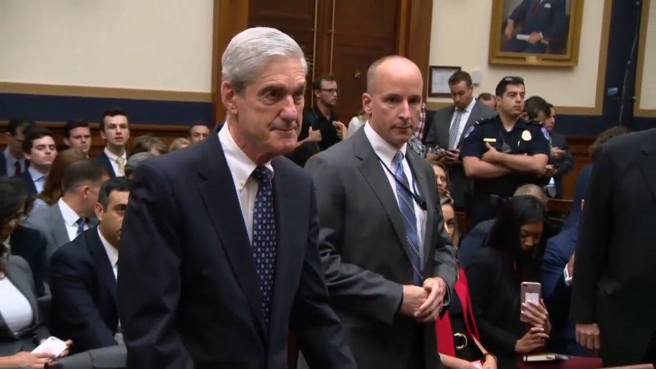 Former Special Counsel Robert Mueller Arrives For Congressional Testimony
