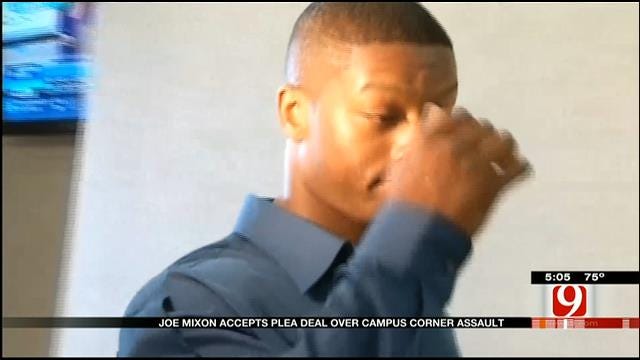 OU's Joe Mixon Accepts Plea Deal Over Campus Corner Assault