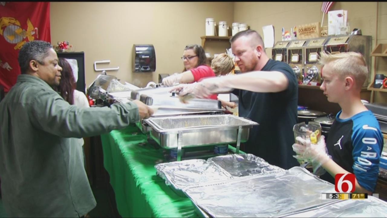Tulsa's 'Coffee Bunker' Serves Christmas Meals To Veterans