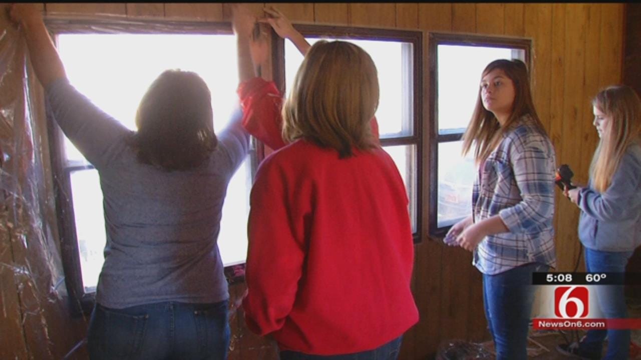 Kiefer Students Help Family Rebuild After Christmas Day Fire