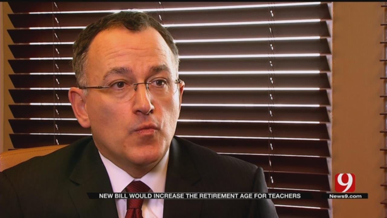 State Lawmaker Wants To Increase Retirement Age For Teachers