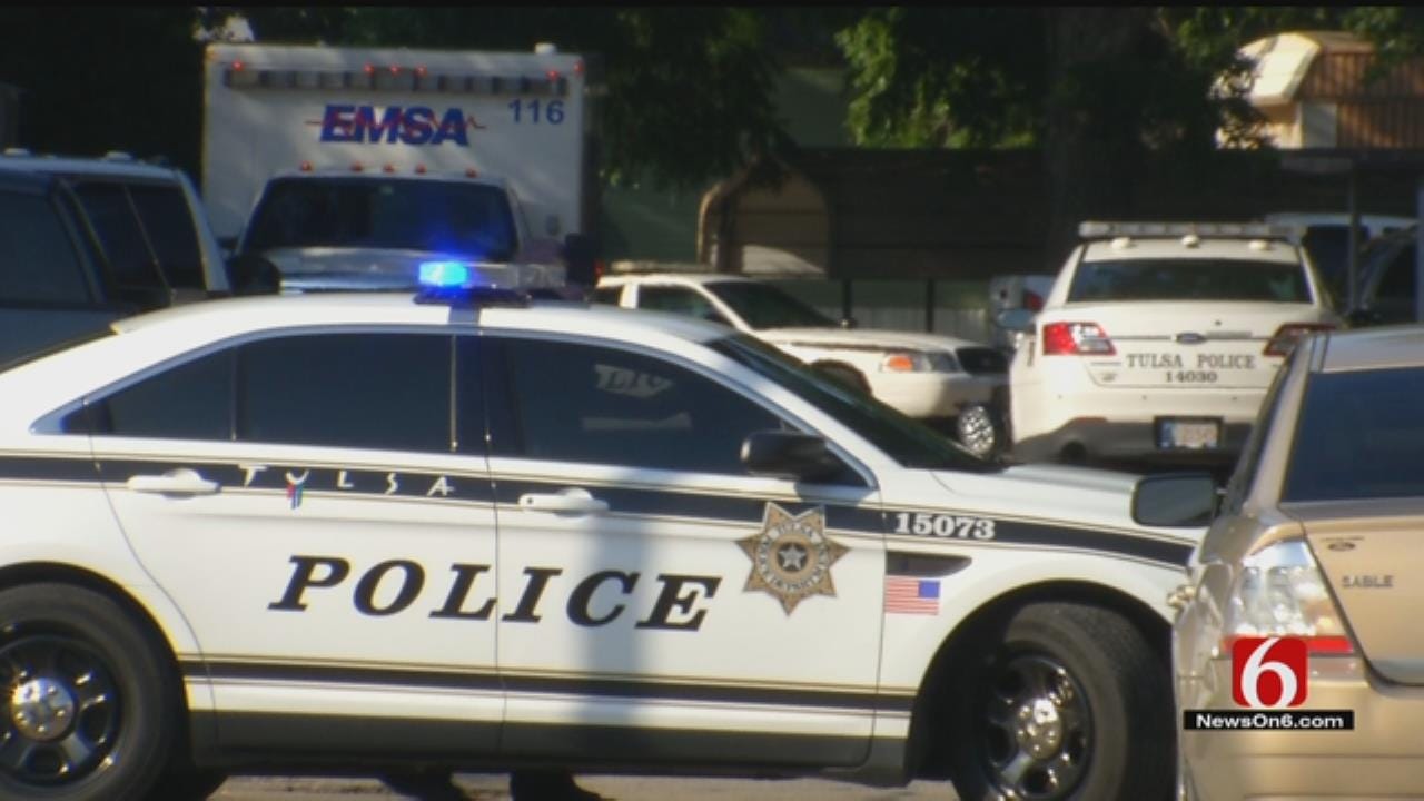 Tulsa Police: Man Wounds Woman, Fatally Shoots Himself