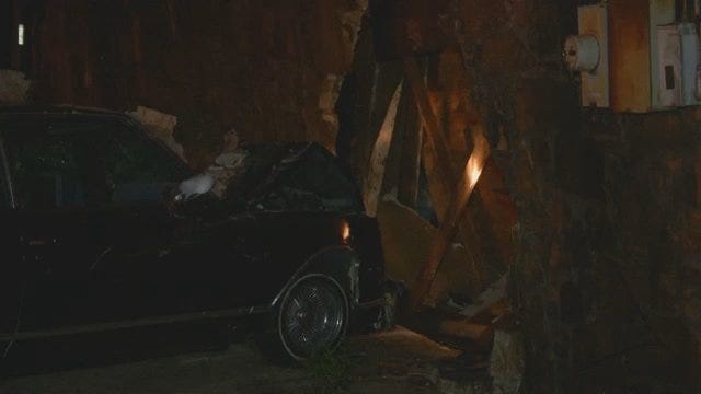 WEB EXTRA: Monte Carlo Driver Crashes Into Tulsa Building