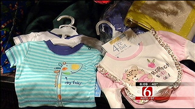 Volunteers Donate Clothing, Blankets To Needy Tulsa Families