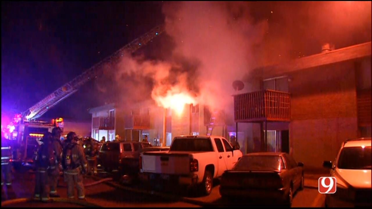 WEB EXTRA: Crews Battle NW OKC Apartment Fire