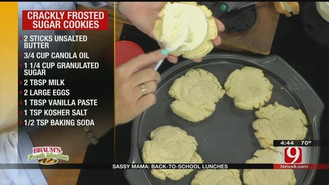 Sassy Mama: Crackly Frosted Sugar Cookies