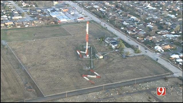 WEB EXTRA: Bob Mills SkyNews 9 HD Flies Over Collapsed Tower