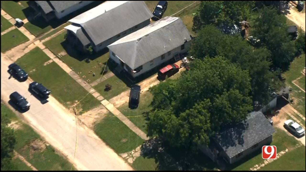WEB EXTRA: SkyNews 9 Flies Over Standoff Situation In Wewoka