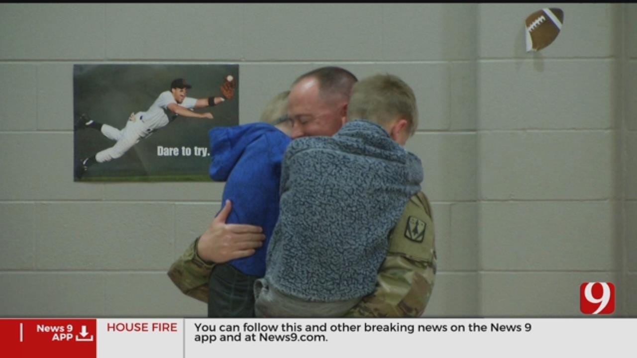 Soldier From Claremore Returns Home To Surprise Kids