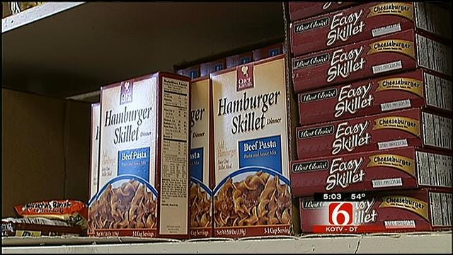 Castle Of Muskogee Hosts Food Drive To Help Hungry Families