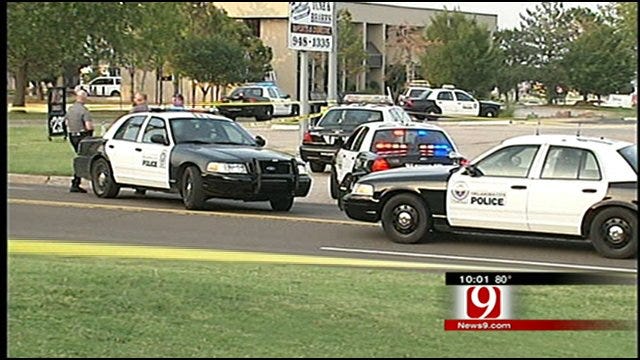 Oklahoma City Officers Hurt After Chase