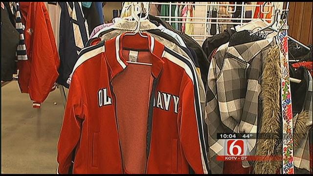 News On 6, Tulsa Organizations Team Up To Bring 'Coats For Kids'