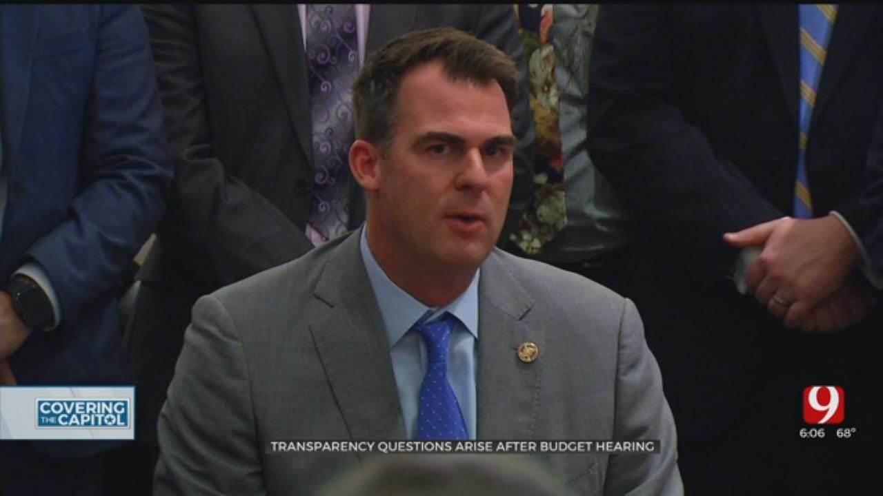 Governor Avoids Questions On Transparency After Senate Committee Meeting