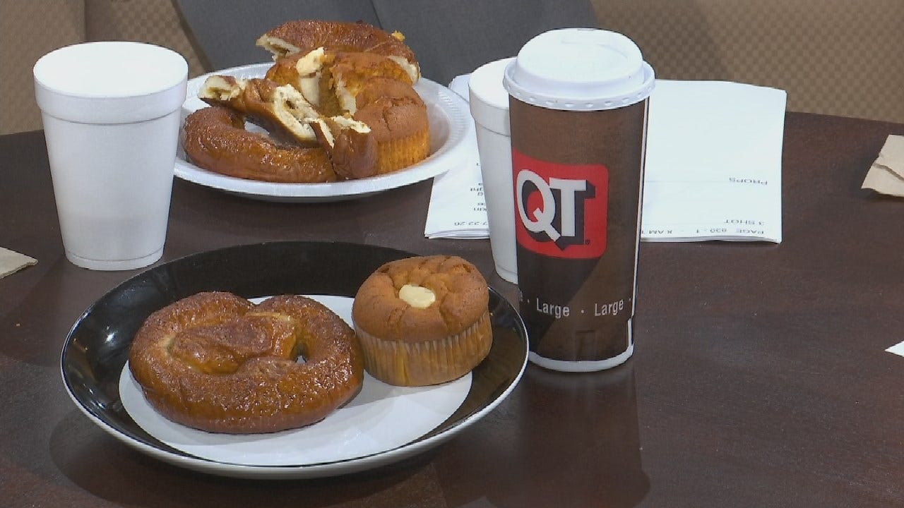 6 In The Morning Tries QuikTrip's New Pumpkin Themed Snacks