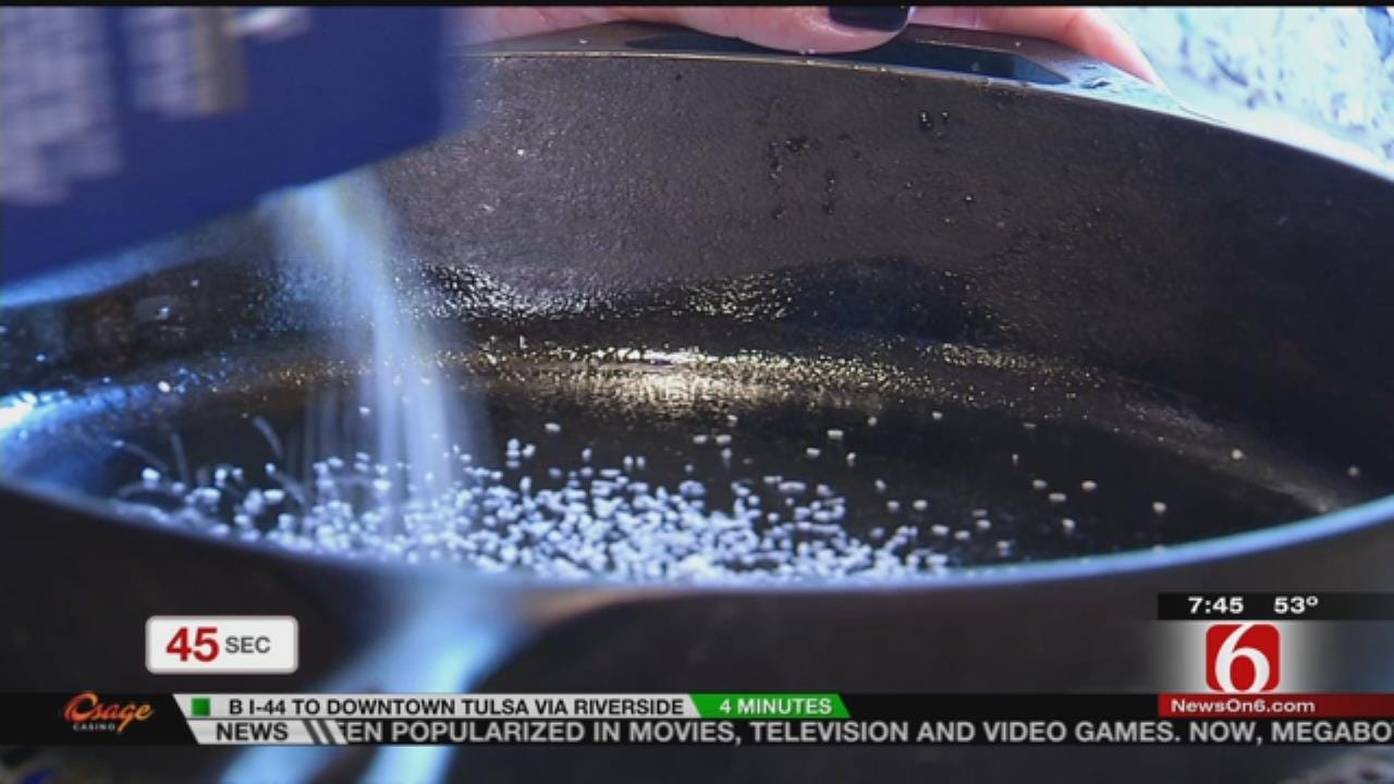 Tulsa Blogger Amy Bates' Cast Iron Skillet Cleaning Tip