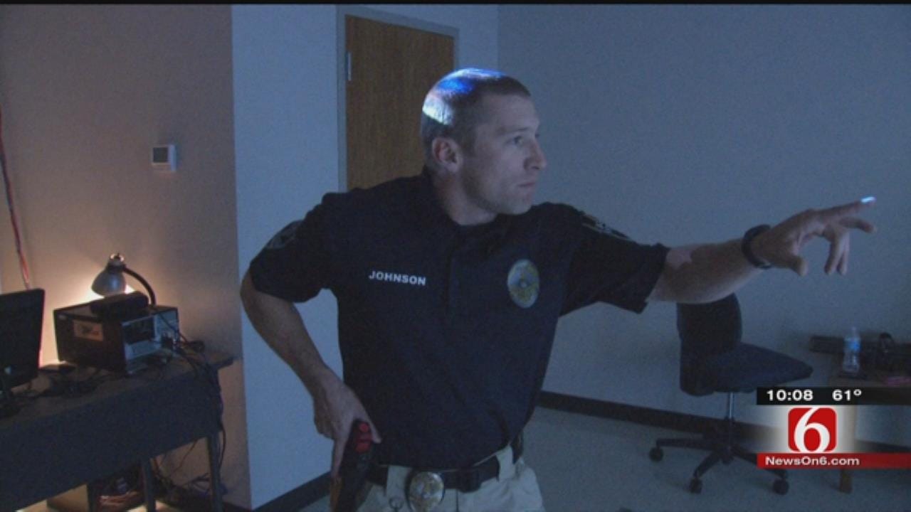 Simulator Helps Jenks Officers Prepare For Real-Life Situations