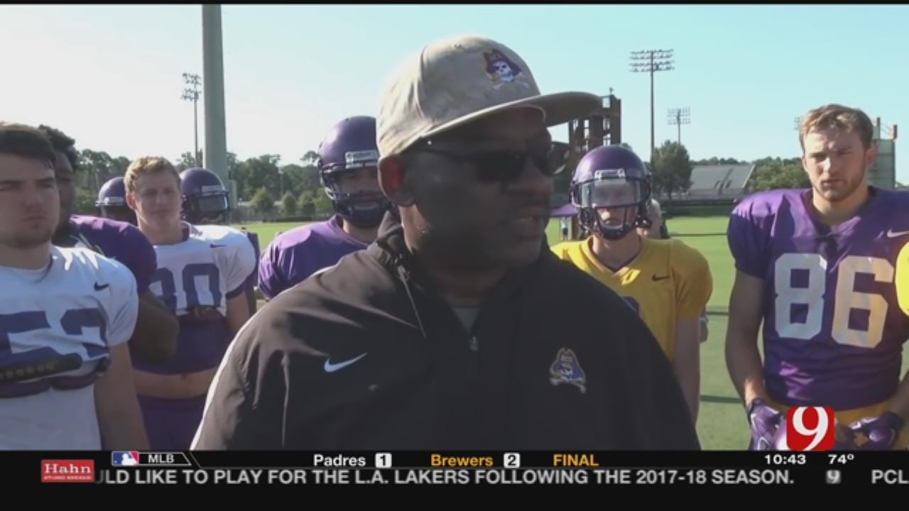 Lincoln Riley Hires Old Coach Ruffin McNeill