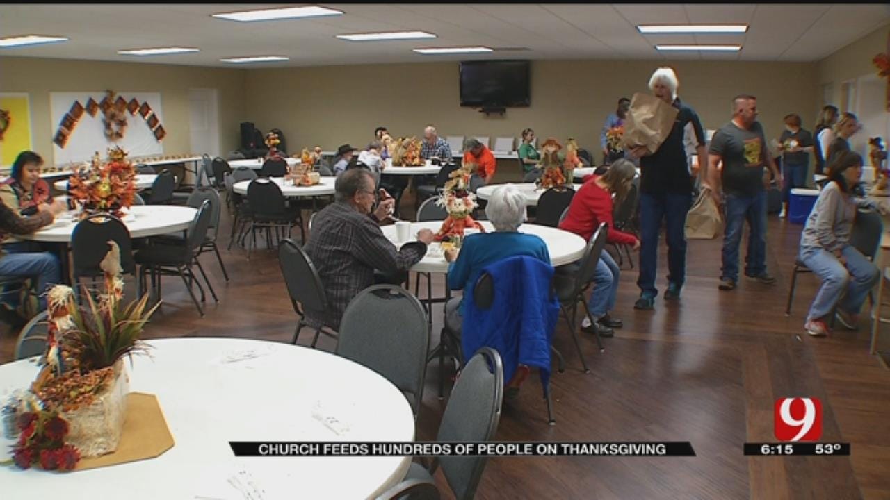Lindsay Church Provides Thanksgiving Meal To Community