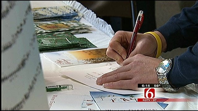 'Holiday Mail For Heroes' Sending Season's Greetings To Oklahoma Service Members