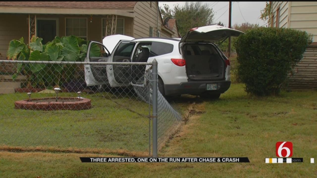 Suspects Crash Through Fence After Chase With Tulsa Deputies