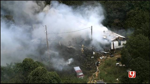 WEB EXTRA: SkyNews 9 Flies Over Slaughterville Mobile Home Fire