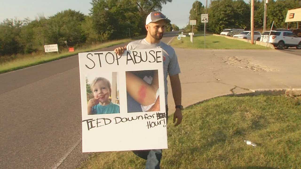 'Stop Abuse': Dad Protests Choctaw Day Care After Worker Allegedly Restrains, Injures 2-Year-Old Son