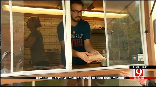 City Council Approves Yearly Permits To Food Truck Vendors