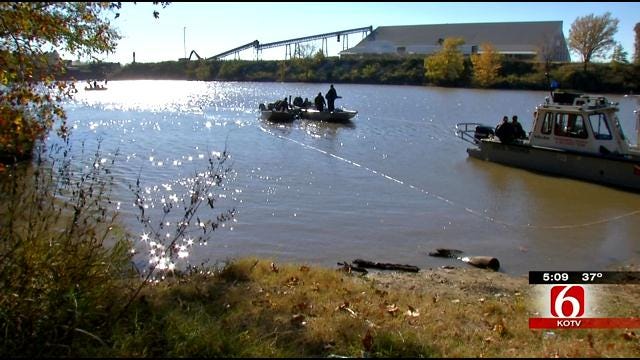 OHP Dive Teams To Recover Sunken Cars In Rogers County