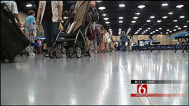Antiques Roadshow Draws A Crowd In Tulsa