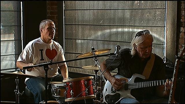 Local Musicians Team With Tulsa Red Cross To Aid Fire Victims