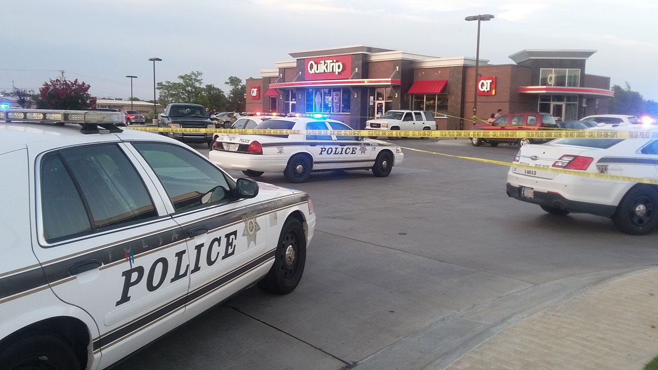 16-Year-Old Bystander Shot At QuikTrip; Tulsa Police Searching For Suspects