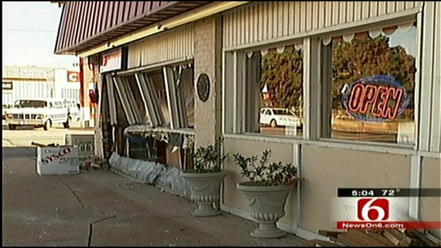 Car Crashes Into Popular Tulsa Cafe