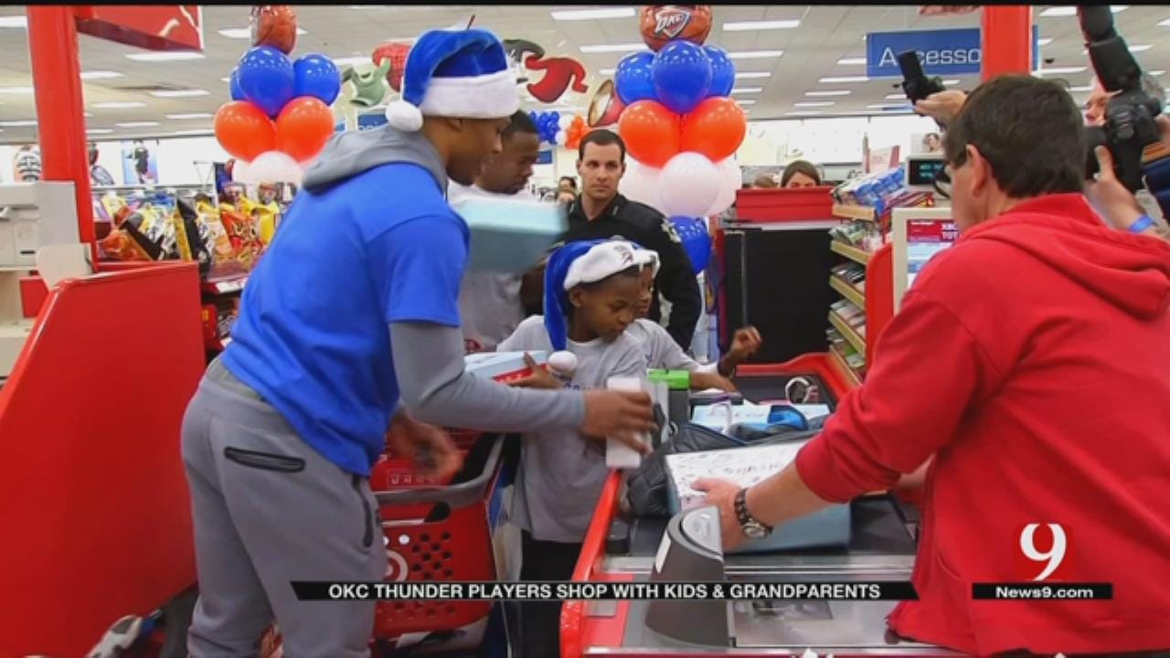 Thunder Players Take Children On Holiday Shopping Spree