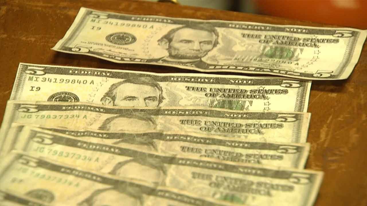 Counterfeit Money Spreading In Sand Springs Once Again