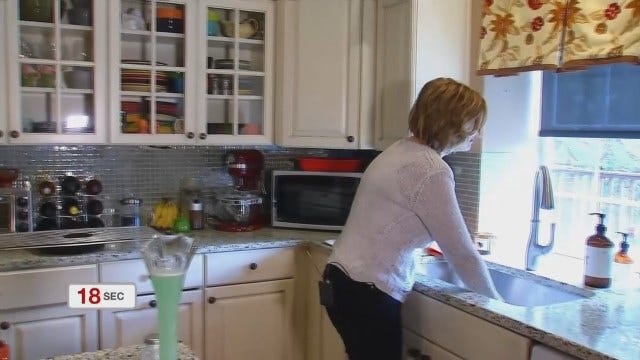 Tulsa Blogger Offers Fine China Cleaning Tip